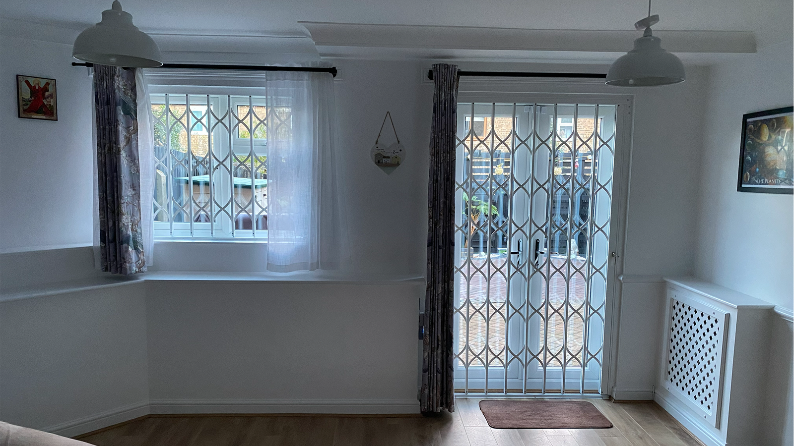 Collapsible grille Ref G3